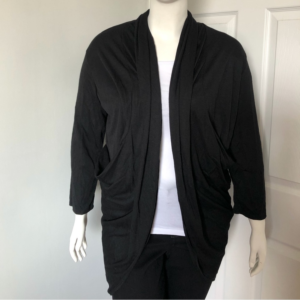 Ire Black Cardigan with Pockets